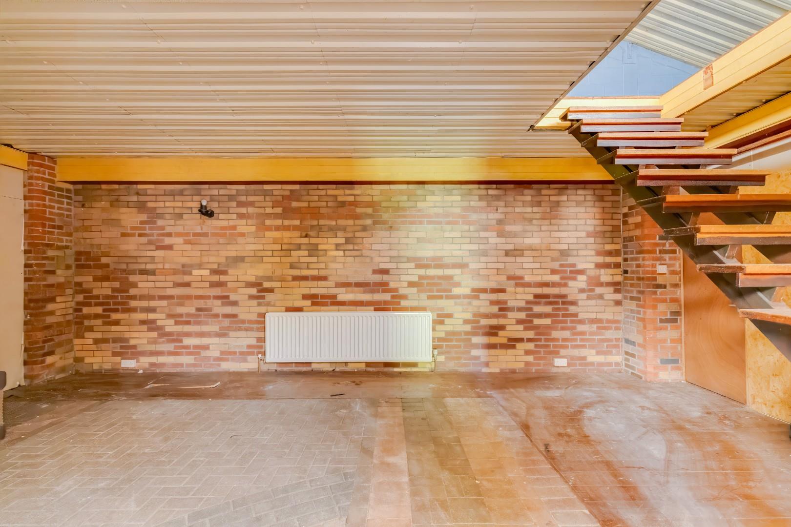 Aga Farm Rudry, Caerphilly CF83 3EJ